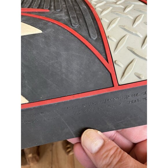 Vintage GM Pontiac Racing Front Rubber FLOOR MAT SET of 2 Made in the USA - Picture 15 of 16